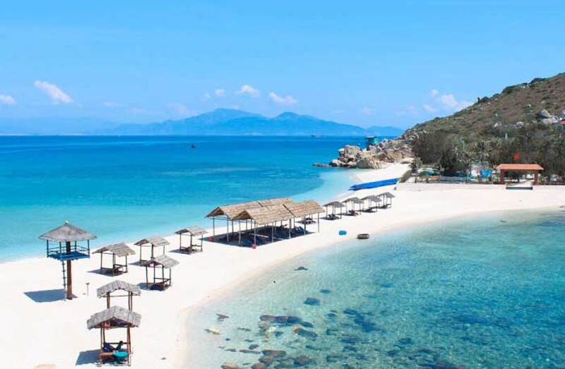 Bãi Biển Nha Trang đầy thơ mộng gần dự án